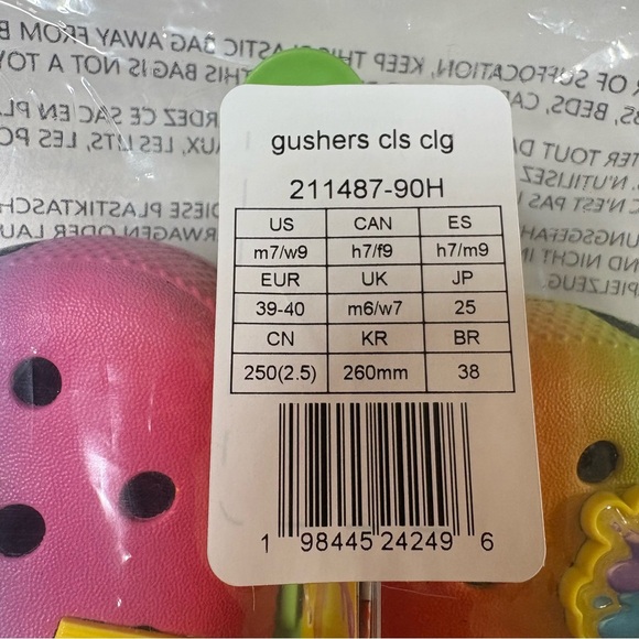 CROCS Gushers Classic Clog 211487 with Jibbitz Unisex Men's 7 Women’s 9 - Picture 10 of 10
